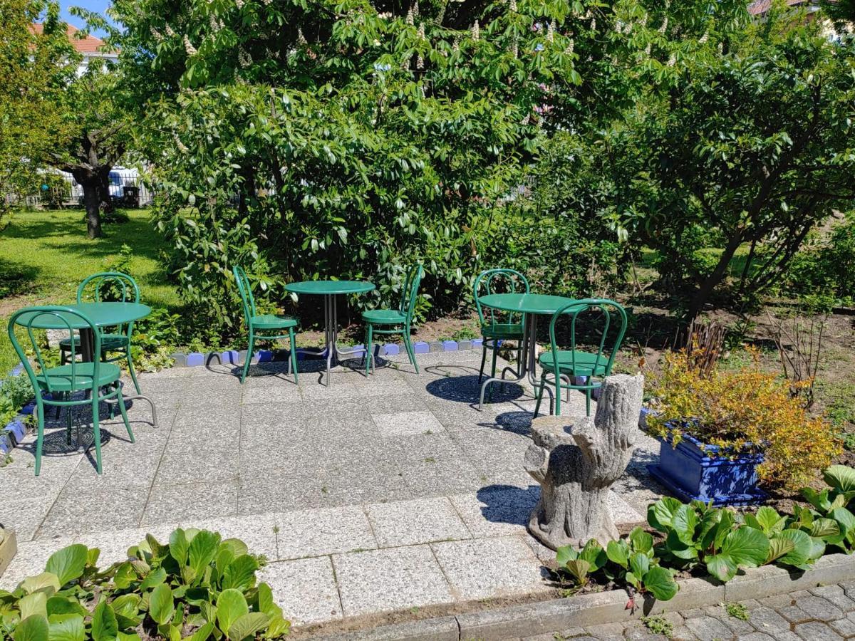 B&B Villa Ferrari Asti Eksteriør billede