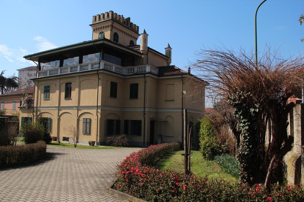 B&B Villa Ferrari Asti Eksteriør billede